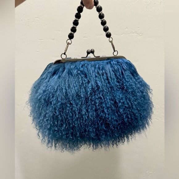 Multi Use Handmade Real Mongolian Lamb Fur Kisslock Clutch/Wristlet/Crossbody - Picture 4 of 16